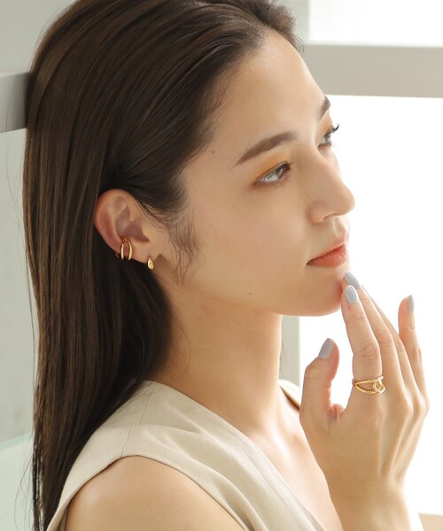 COCOSHNIK（ココシュニック） ピアス シルバー ハギーフープ マーキス