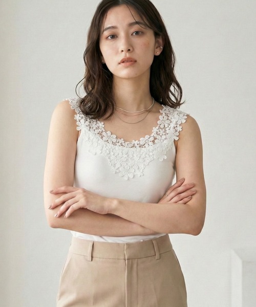 FUNALIVE（ファンアライブ） タンクトップ ノースリーブ 「上品な花柄