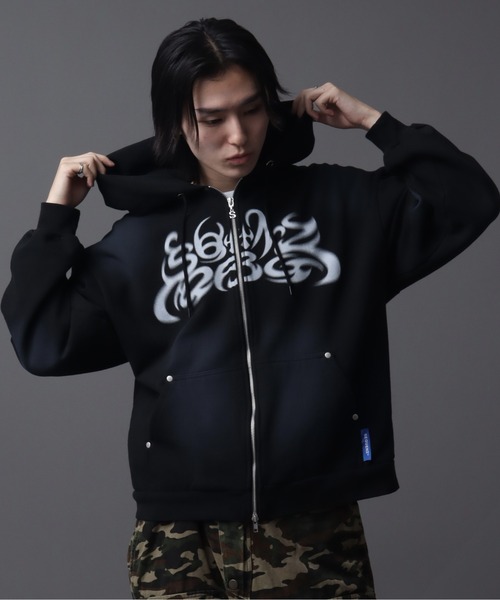 パーカー 「SEQUENZ（シークエンズ）」SQNZ NEW O.G LOGO FADE ZIP P/K