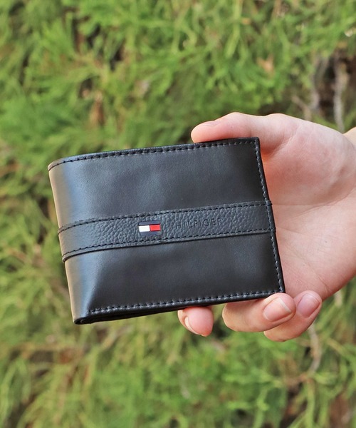 TOMMY HILFIGER（トミー・ヒルフィガー） 財布 Passcase wallet 財布