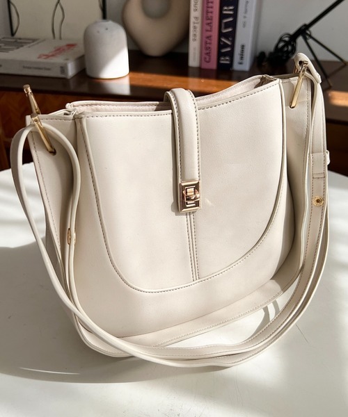 moment+ ショルダーバッグ バッグ 配色ステッチワンハンドルラウンド