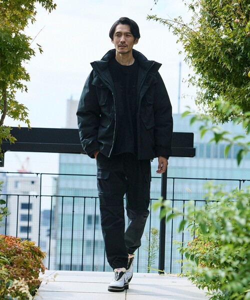 WHITE MOUNTAINEERING（ホワイトマウンテニアリング） パンツ 「White