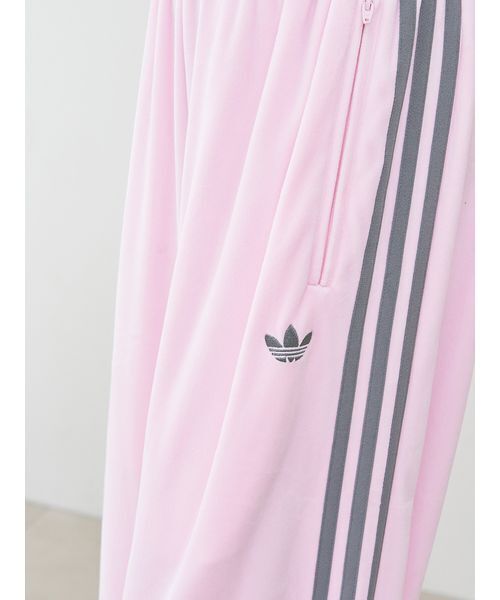 SNIDEL（スナイデル） パンツ 「adidas Originals」FB TP VELOUR