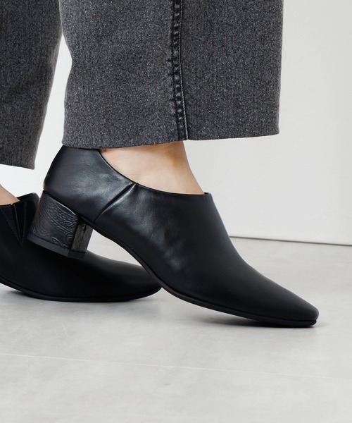 HIMIKO パンプス 「Made in Japan」ペイズリー型押しヒールソフト