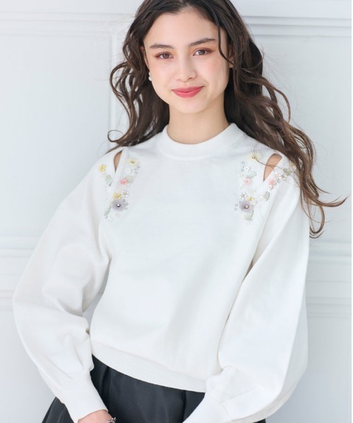 Chesty（チェスティ） ニット セーター フラワーモチーフカットアウト