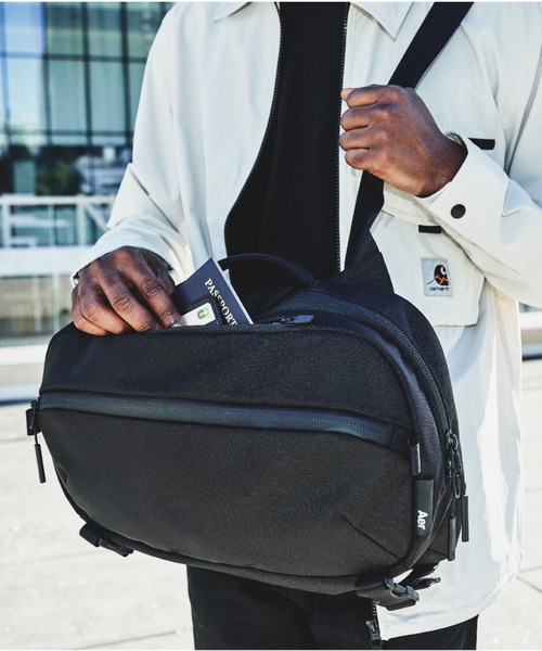 Aer（エアー） ショルダーバッグ Travel Sling 2 Black AER-21013