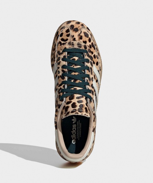 adidas（アディダス） スニーカー HANDBALL SPEZIAL W レオパード柄