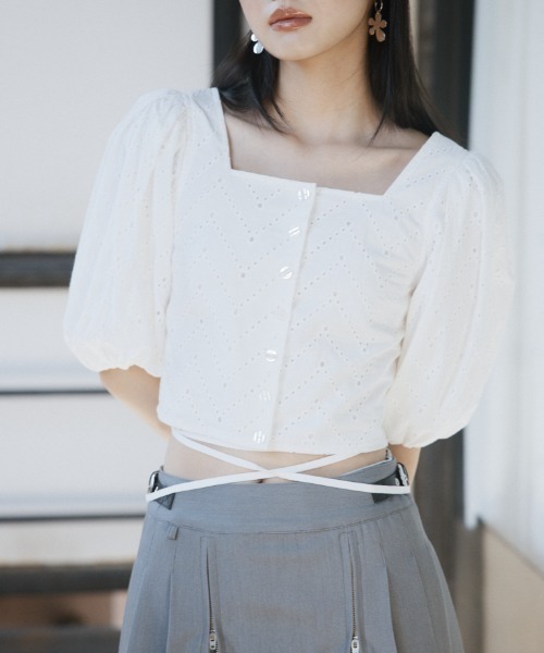 SLY（スライ） tシャツ FRONT BUTTON LACE PUFF TOPS フロント ボタン