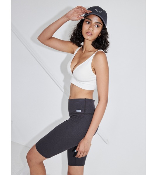 ALEXIA STAM（アリシアスタン） パンツ Wellness Rib Half Leggings