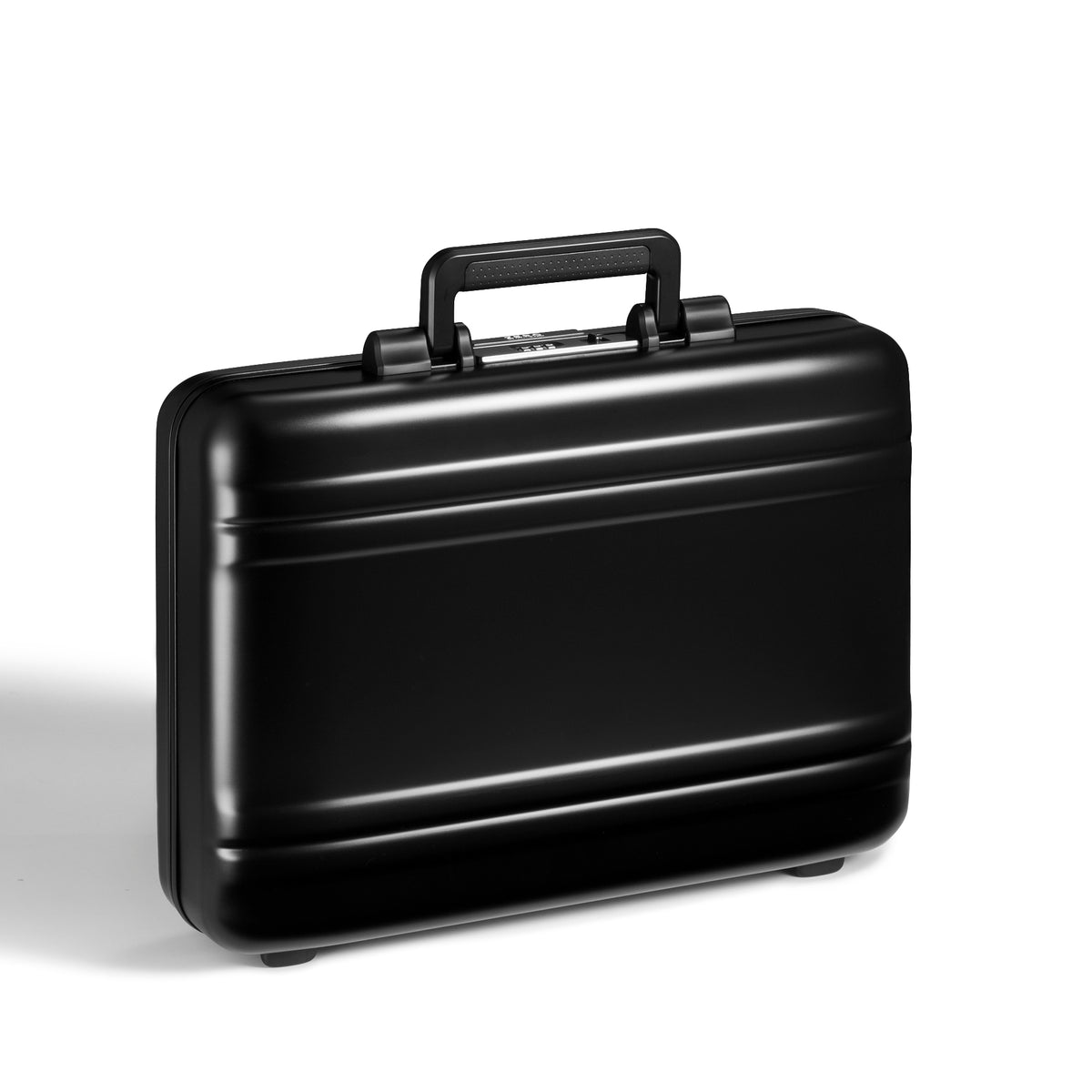 Slim Aluminum Attaché Case | ゼロハリバートン公式オンラインストア