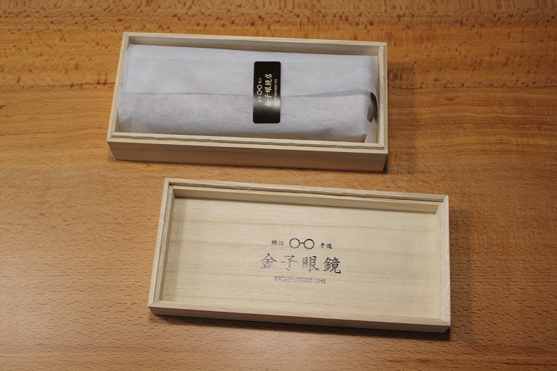 金子眼鏡 KJ-25 レビュー】熟練の職人が1つずつ手作りしているべっ甲柄