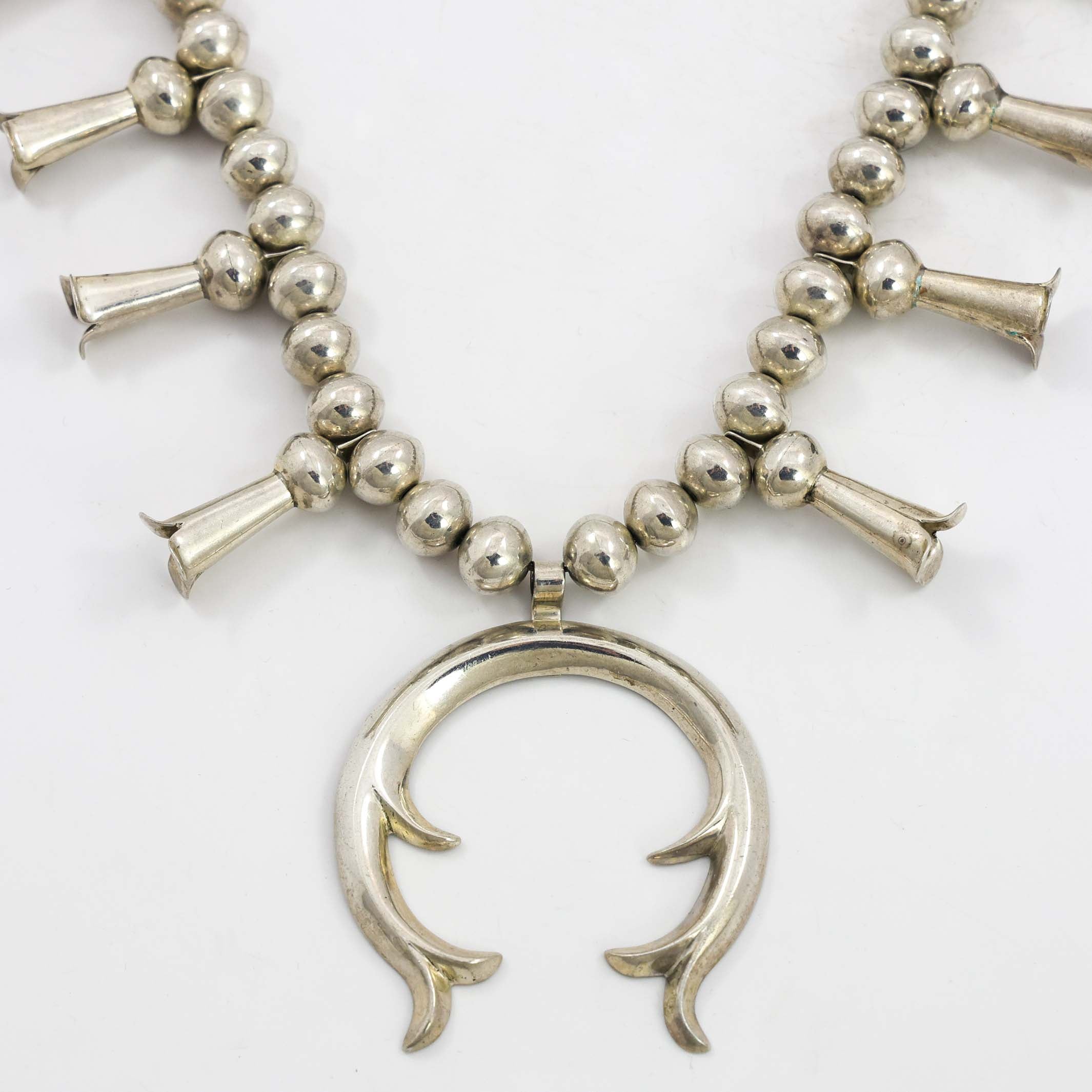 スカッシュ ブロッサム ネックレス – Garland's