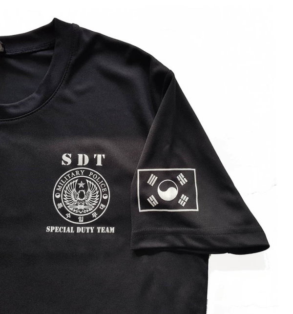 Qoo10] 【BTS テテ 着用】 SDT Tシャツ