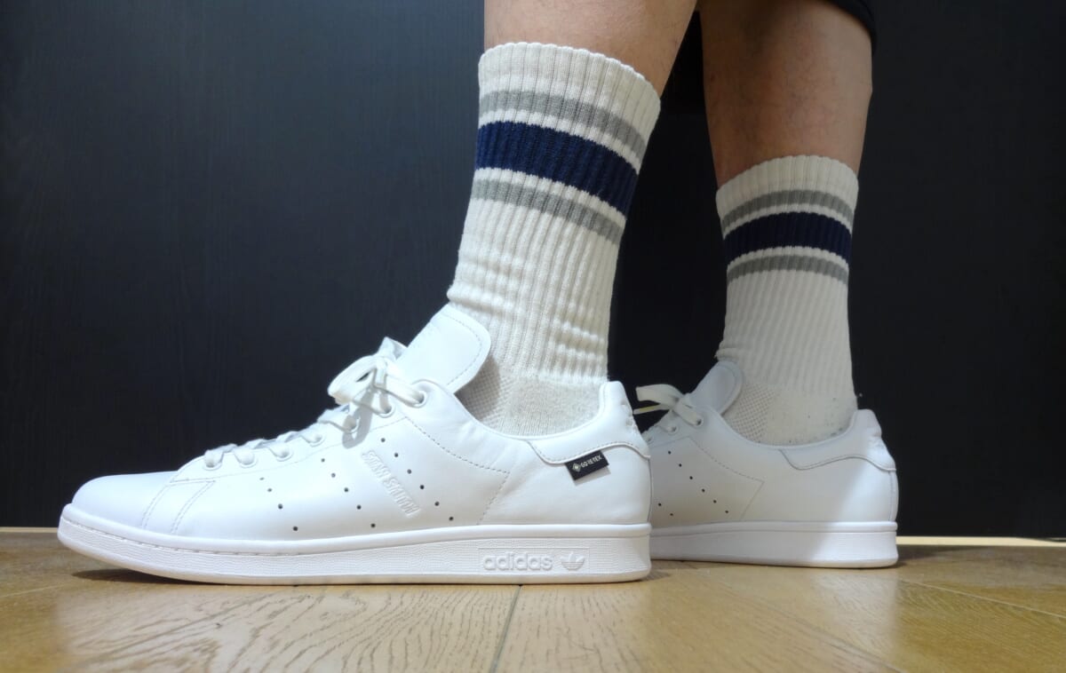 これは良き！ アディダス「スタンスミス ラックス」がゴアテックスを