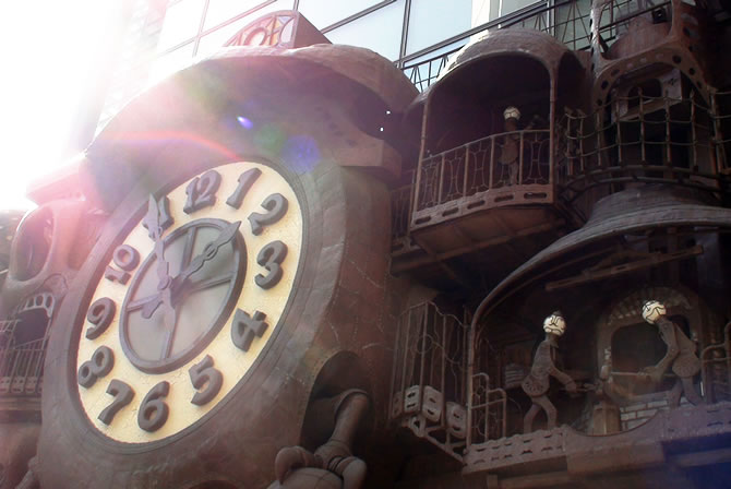 宮崎駿デザインの日テレ大時計 | スタジオジブリ 非公式ファンサイト