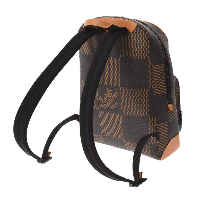 ルイヴィトンジャイアント バックパック NIGOコラボ 14137 ブラウン