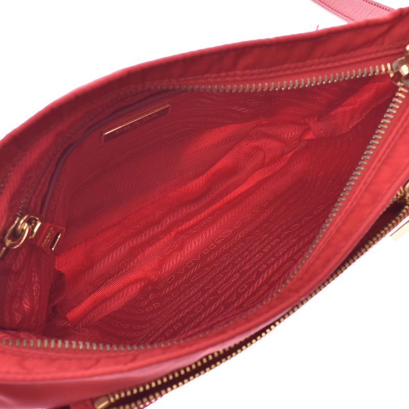 プラダショルダーバッグ 赤 ゴールド金具 レディース ショルダーバッグ