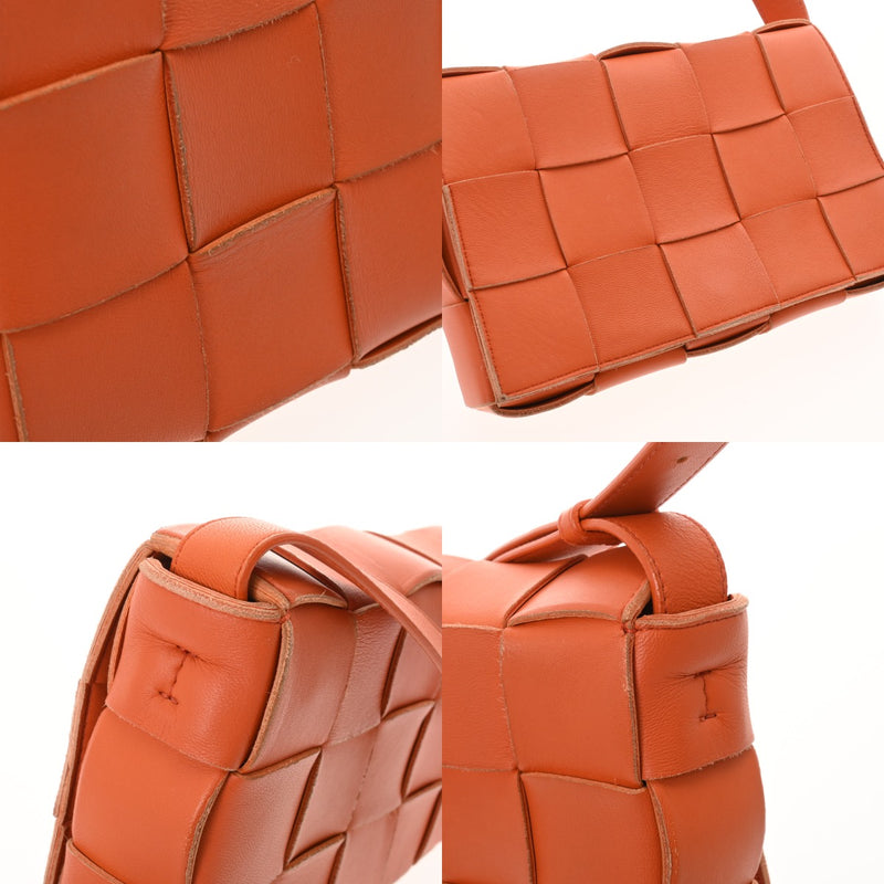 ボッテガヴェネタ カセットショルダー マキシイントレチャート