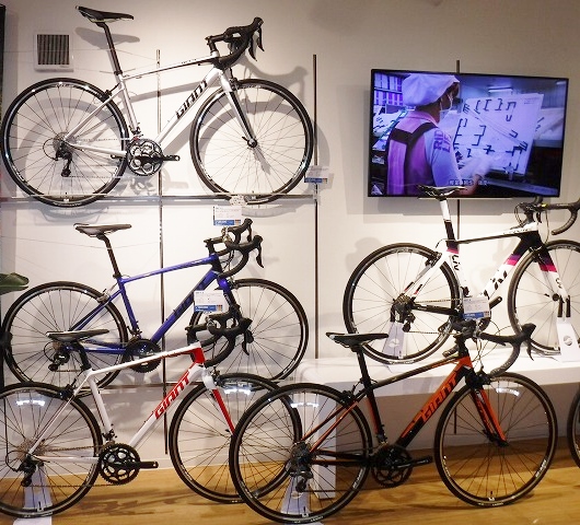 DEFY4良いですよ ｜ ジャイアントストア高知