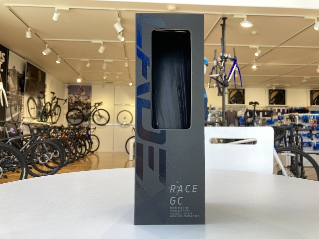 CADEX】新型タイヤ RACE GCが入荷しました！ ｜ ジャイアントストア
