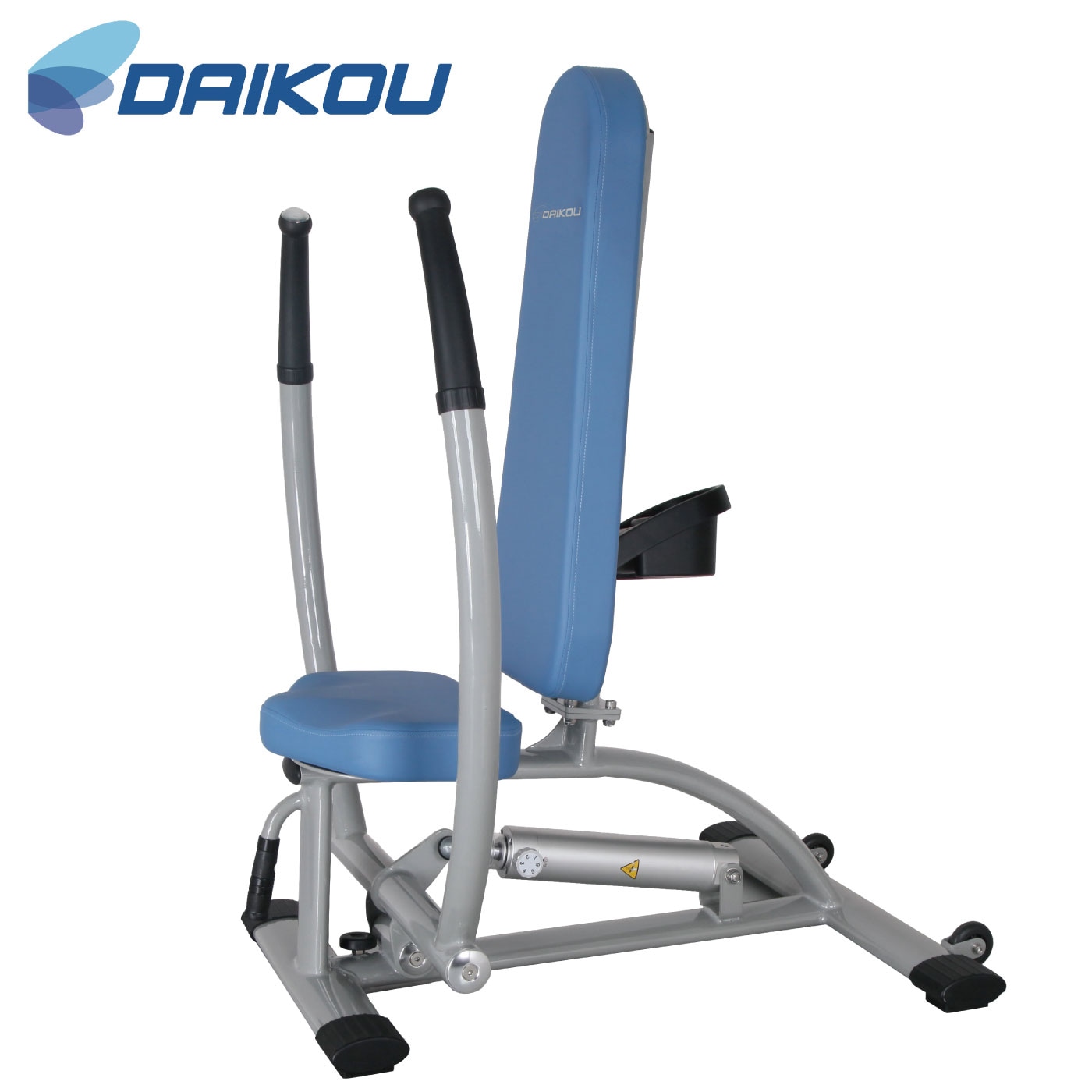 DK-672（チェストプレス ロー）｜準業務用 油圧式トレーニングマシン