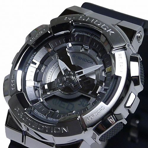 カシオGショック GM-S110-1AJF ミディアムサイズ Metal coveredライン