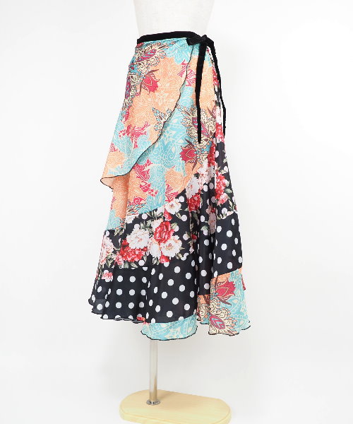 フラメンコ 巻きスカート ブラック 花柄【 フラメンコ 衣装 スカート