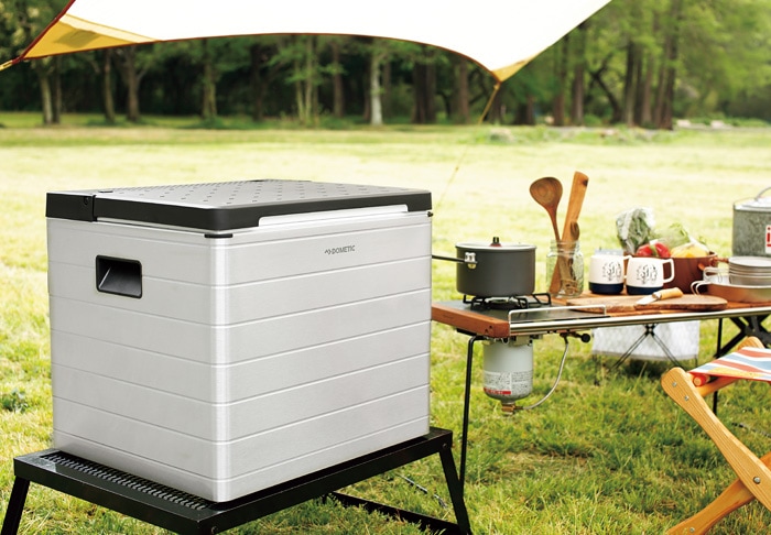 キャンピングカー冷蔵庫 12V Dometic MDC-90 ジャンク品