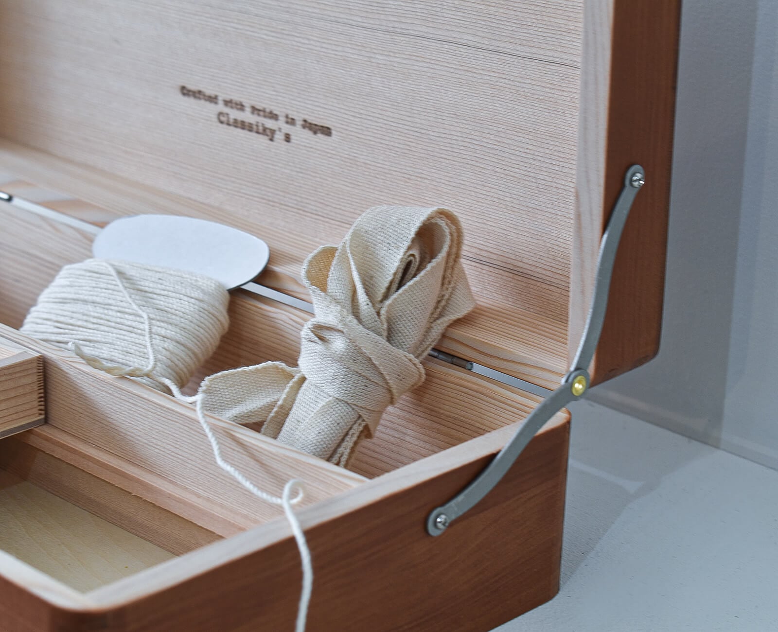 ツガのお道具箱と手提げ小箱 / 倉敷意匠 ｜CATAWARA（カタワラ）