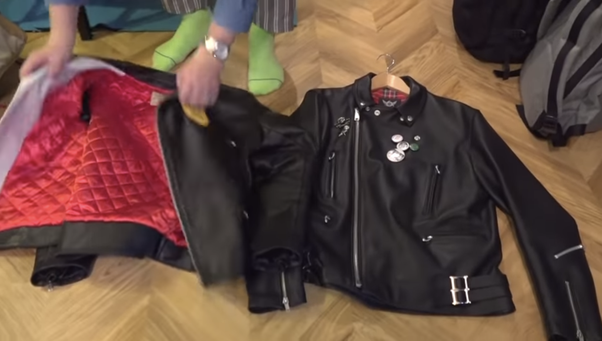 野性爆弾くっきーさんyoutubeチャンネル】 革ジャンコレクション大公開！