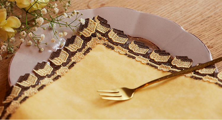 福砂屋×近沢レース店 コラボタオルハンカチ／カステラ（イエロー