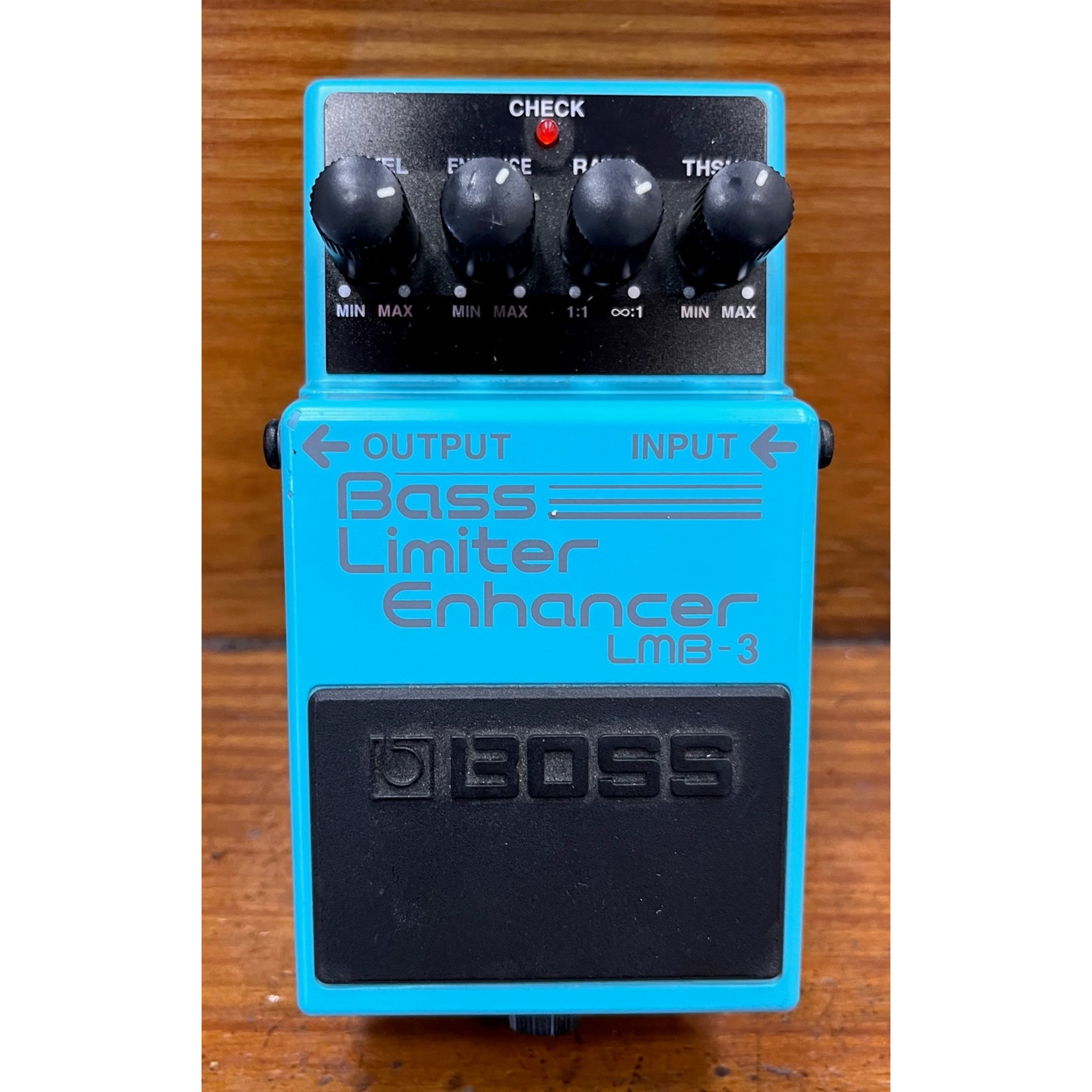 B-Stock Boss LMB-3 Bass Limiter Enhancer - GigGear