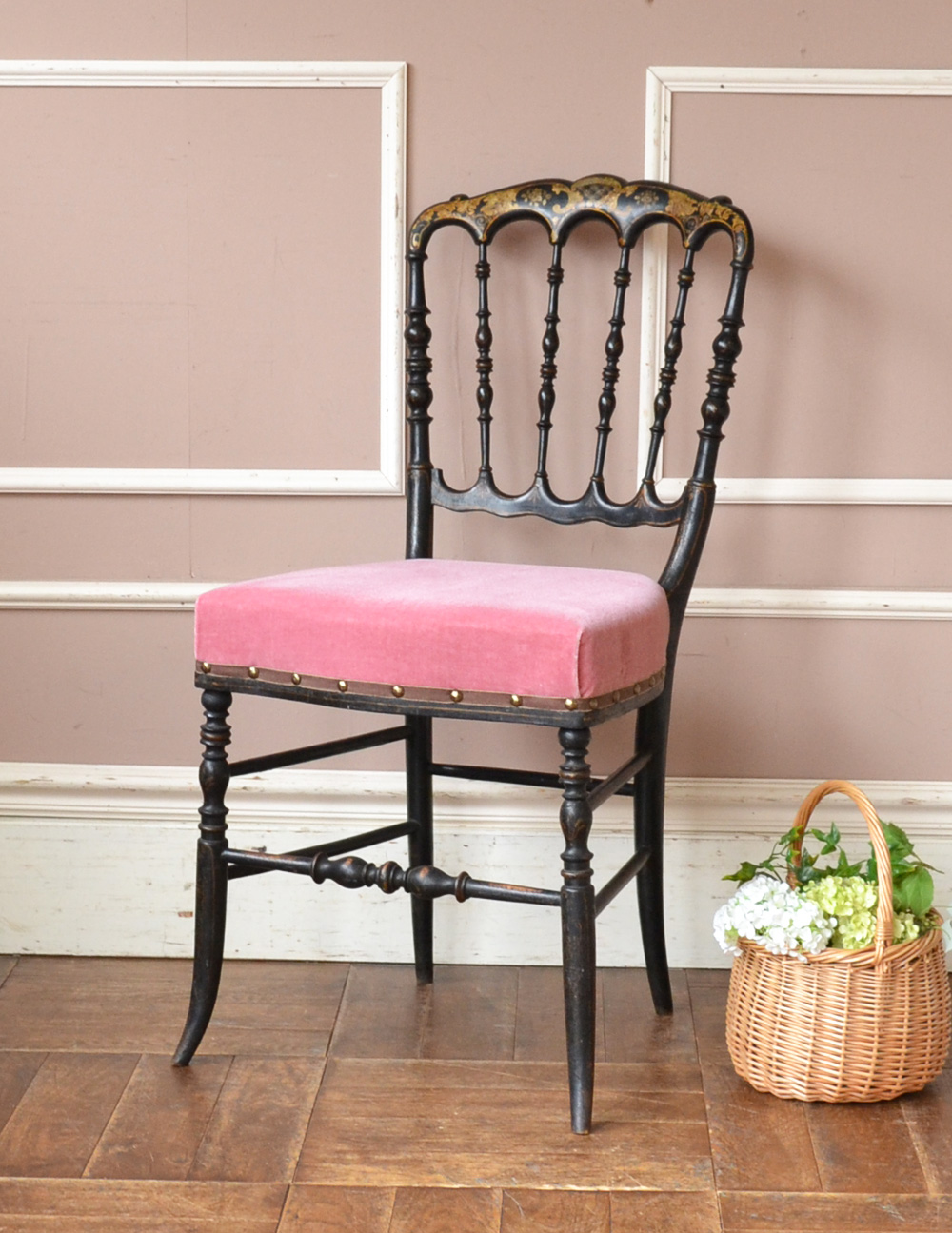 フランスで出会ったアンティークのナポレオンチェア（ナポレオン3世