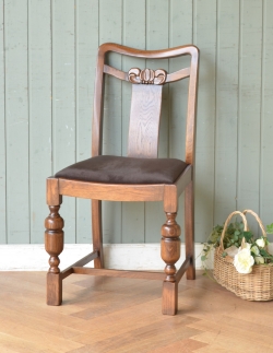 英国家具のデザイン、バルボスレッグの家具や椅子の選び方【公式