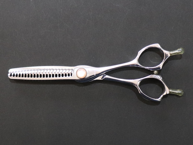 光シザー HIKARI c-evo762 美容師用 理容師用 トリマー用 中古セニング