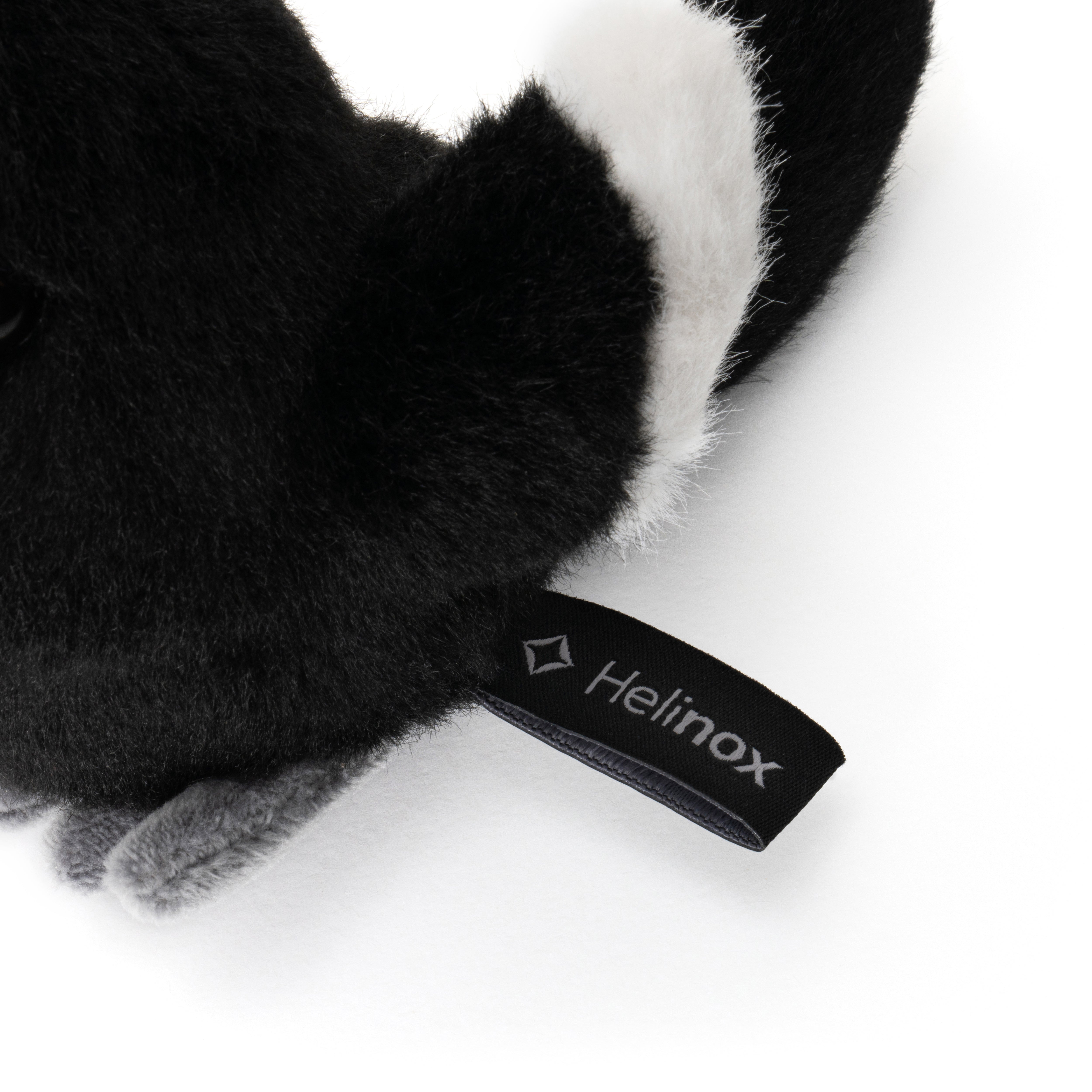 Erick Oh × Helinox Catchy Keyring - Black – Helinox Japan