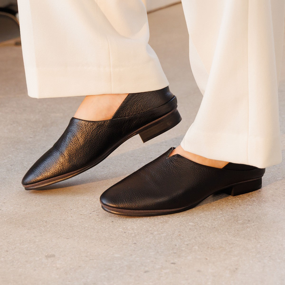 26SS新色追加/快適ウォークパンプス】ソフトフラットシューズ/635305