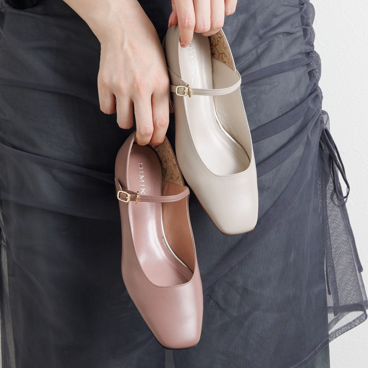 26SS新色追加】スクエアトゥメリージェーンパンプス/651111