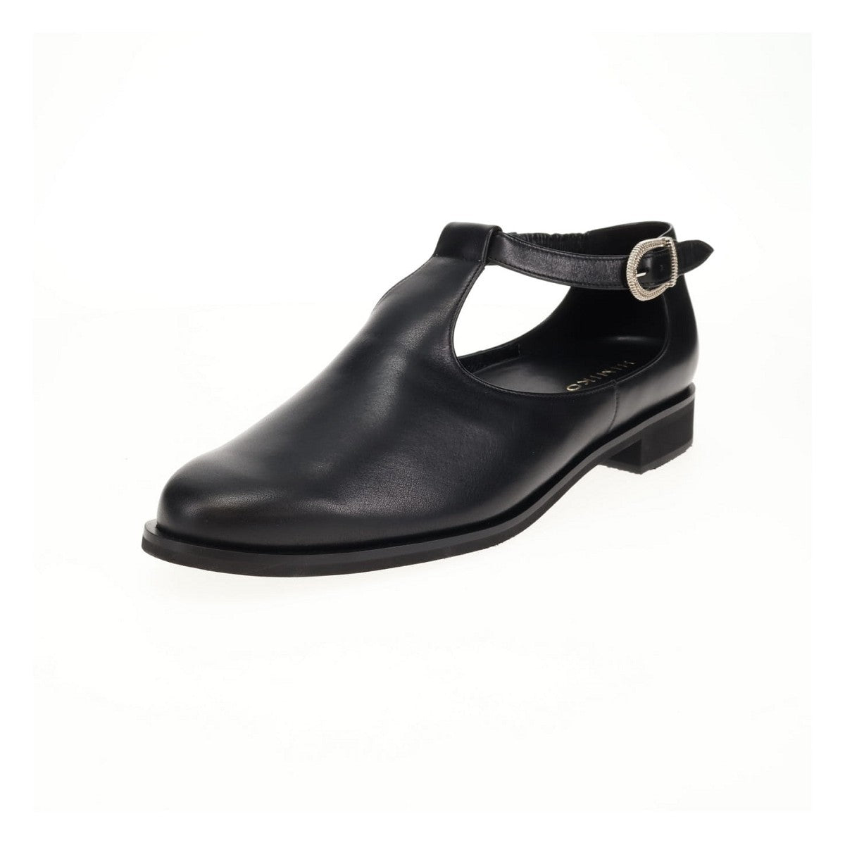 予約/3月下旬入荷予定》サイドオープンTストラップシューズ/661108