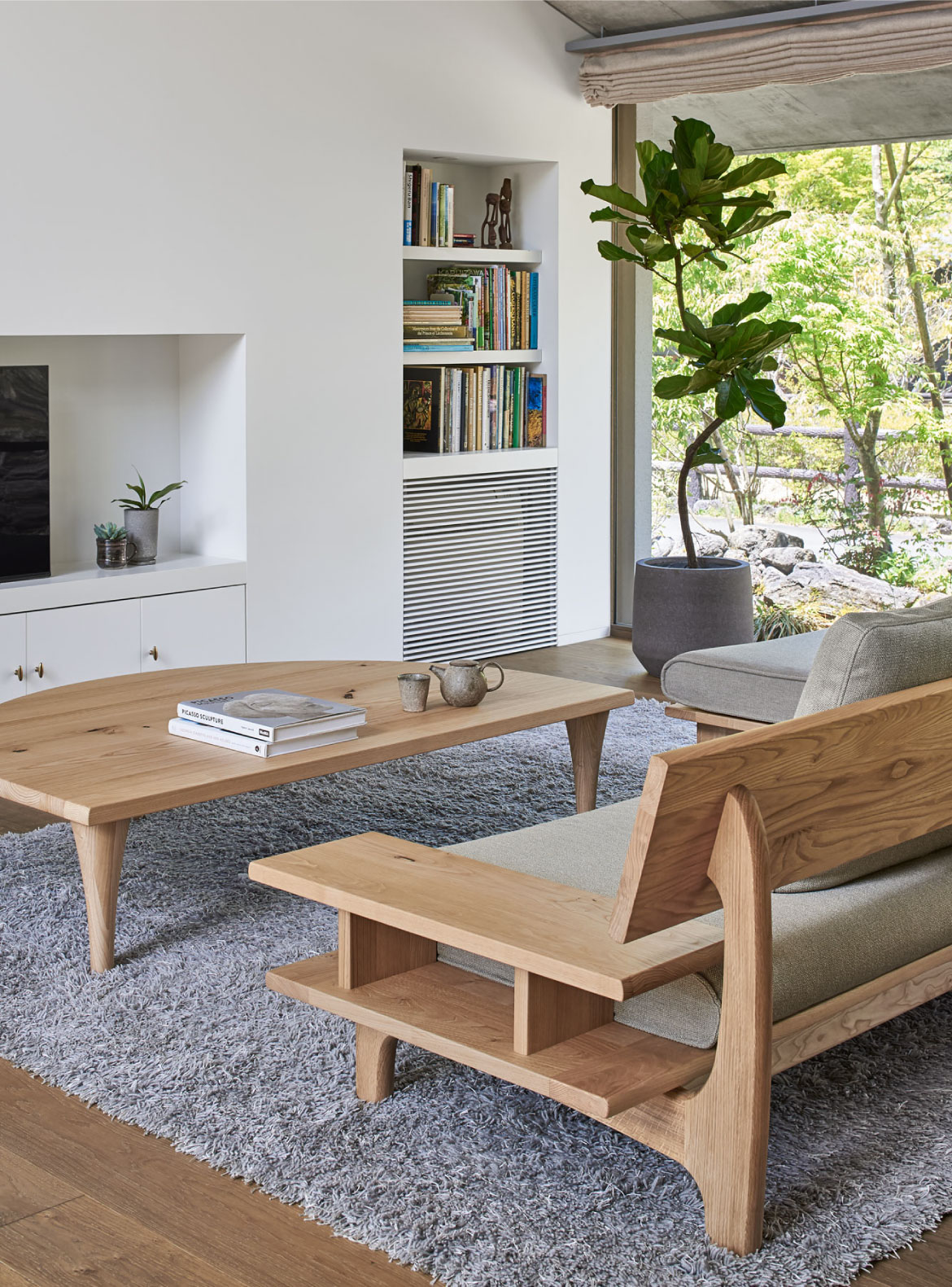 森のことば 半円形リビングテーブル | 飛騨産業株式会社【公式