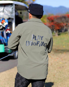 巨人】阿部監督、同組の浅野翔吾にメッセージ入りゴルフウェアを