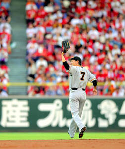 長野久義が背番号「7」の後継者を“指名”「本当に楽しみな選手」…特別