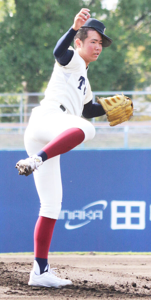 高校野球】大阪“投”蔭！史上初近畿3連覇 1年生151キロ右腕・森陽