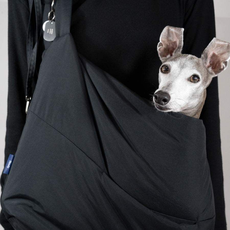 HOWLY PUFF SLING BAG｜撥水パフ×中綿で包む750 g軽量ドッグスリング