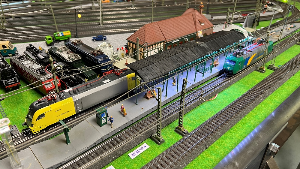 レイアウト紹介｜メルクリンストア大阪HRS｜Märklin Store Osaka HRS