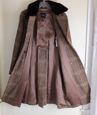 Max Mara Weekend Sz 8 M Rich Woven Brown Wool Tweed Coat with Lamb