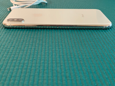 Apple iPhone XS Max - 64GB - Silver (Unlocked) A1921 (CDMA + GSM