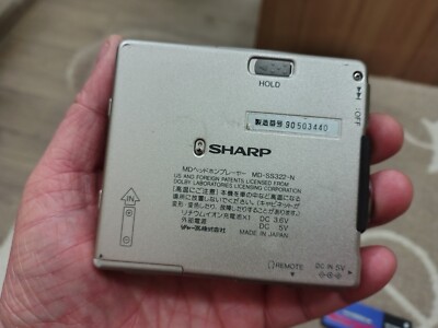 Sharp MD SS-322-N MiniDisk Headphone Player - Silver Fully Working
