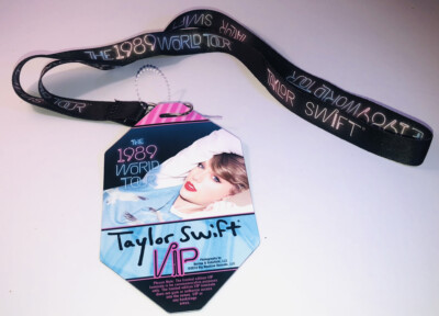 official taylor swift 1989 tour vip lanyard and lenticular