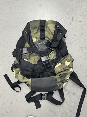 Oakley Icon 2.0 Laptop Backpack Woodland Camo Skull Elite Software